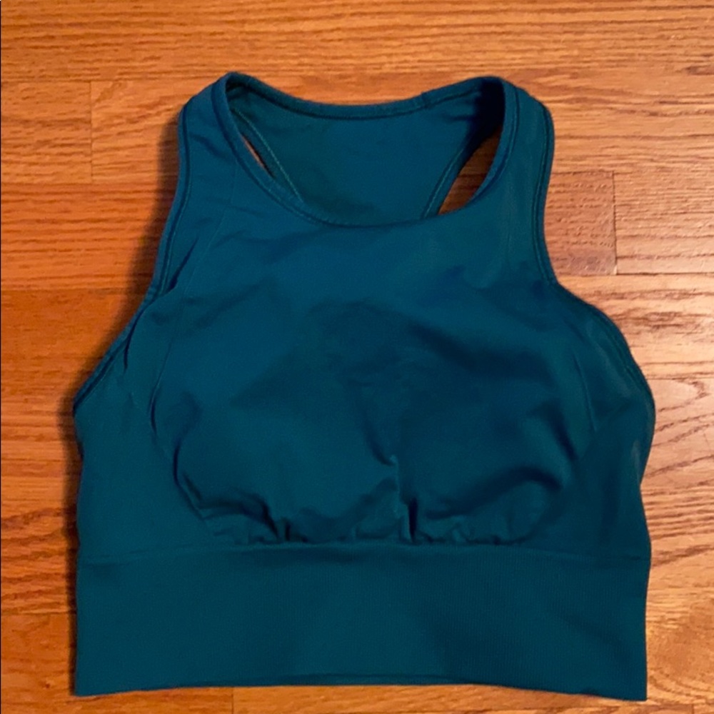 LULULEMON high neck sports bra
